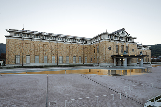 京セラスクエア